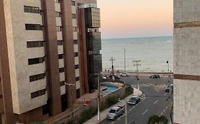 Apê com 2 quartos com ar condicionado na linda praia de Jatiúca